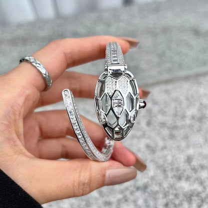 ブルガリ スネークブレスレット ダイヤモンド クラムシェルウォッチ