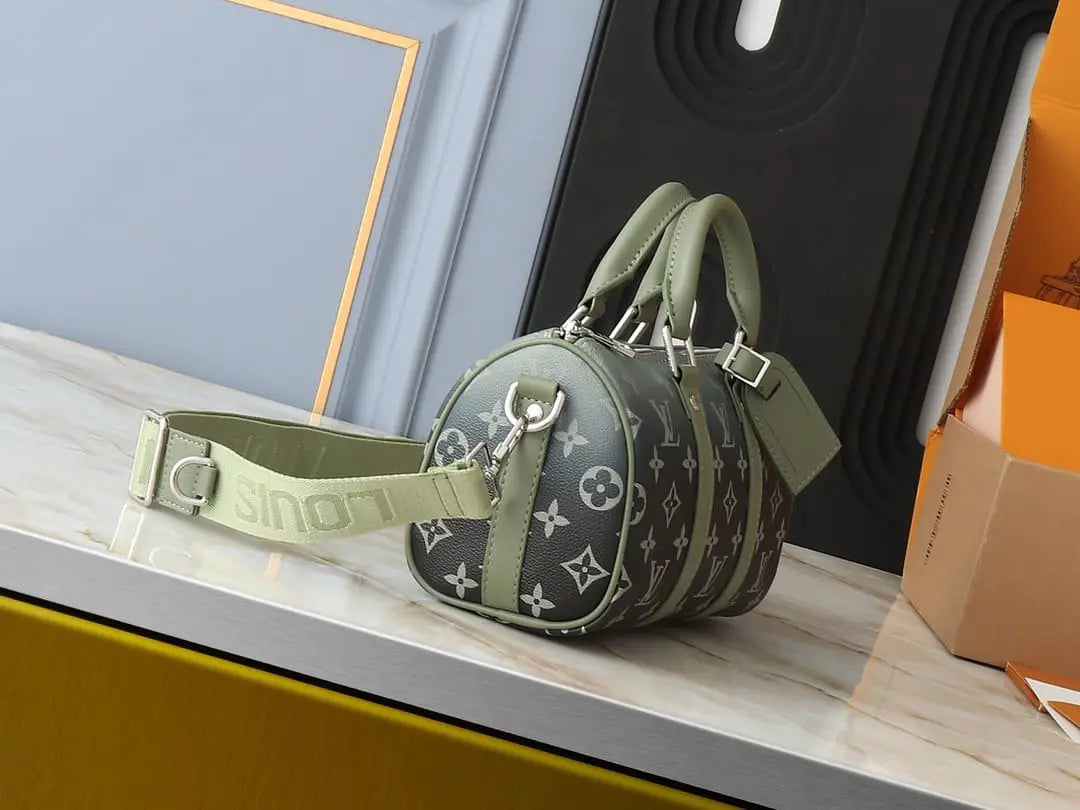 ルイ・ヴィトン M11591 キーポル・バンドリエール25 ハンドバッグ