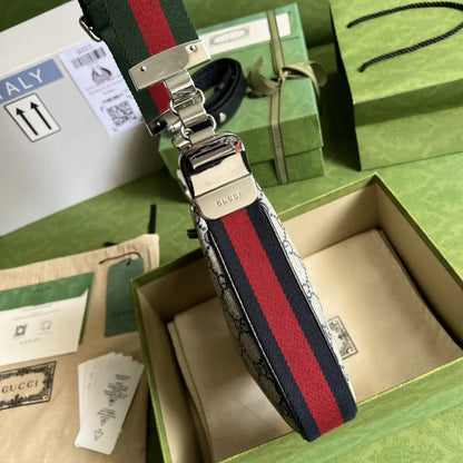 グッチ アタッシュ スモール ショルダーバッグ