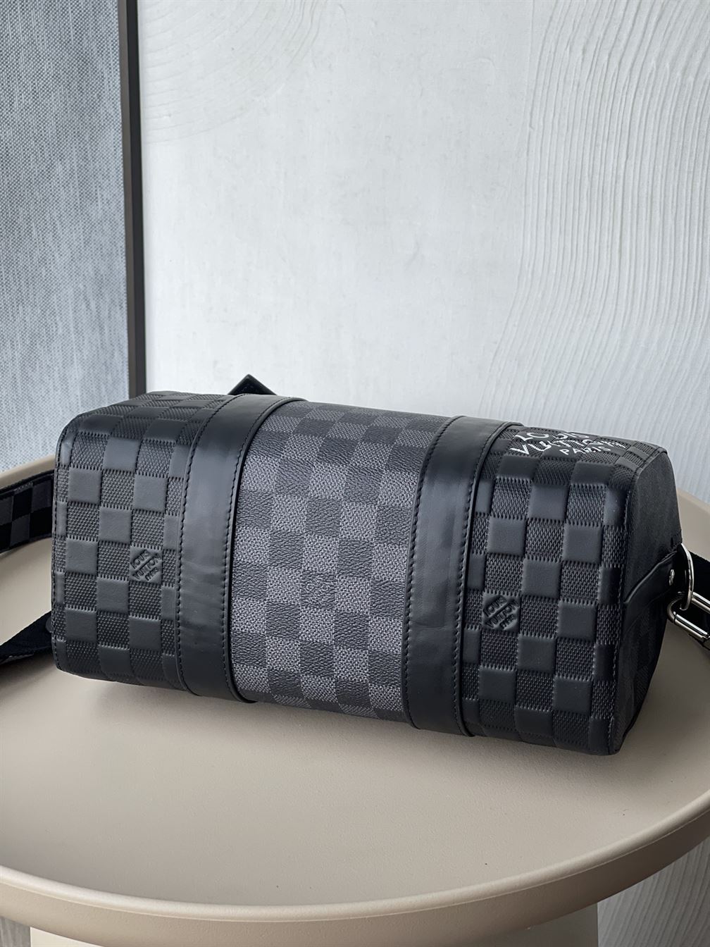 ルイ・ヴィトン LV シティ キーポルバッグ – LVB068