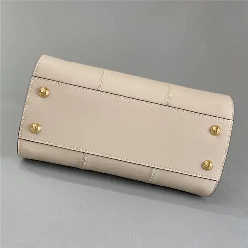 フェンディ ピーカブー ミニバッグ