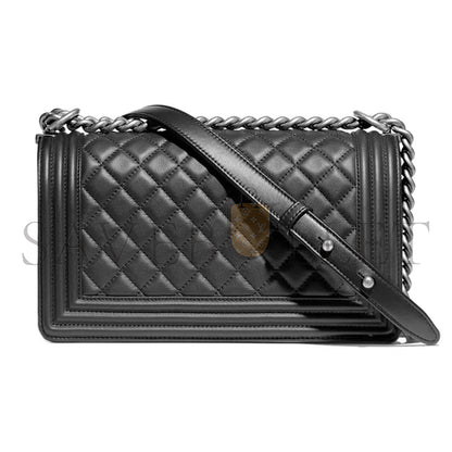 シャネル キャビア ミディアム カーフスキン キルティング ボーイ フラップ ブラック A67086 (25*15*9cm)