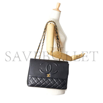 シャネル クラシック フラップ オーバーサイズ ショルダーバッグ AP2215 (33*23*11cm)