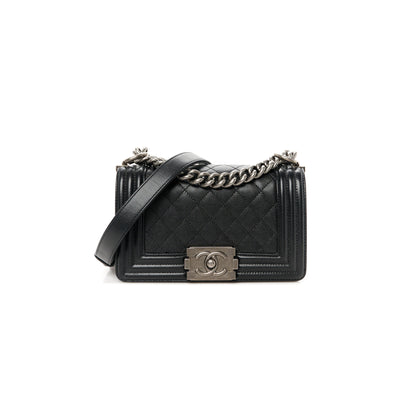 シャネル マスターキャビア キルティング スモールボーイ フラップ A67085 (20*12*8cm)