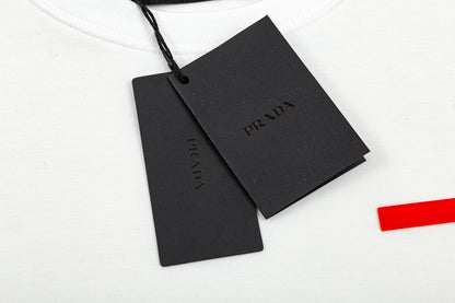 【PRADA公式旗艦店】好評に付き再入荷！！