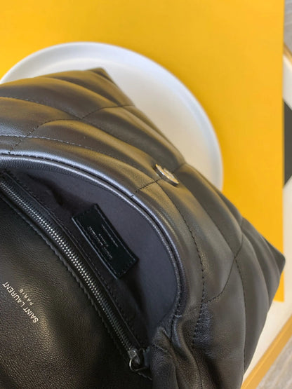 ジャージー素材のパファートイバッグ