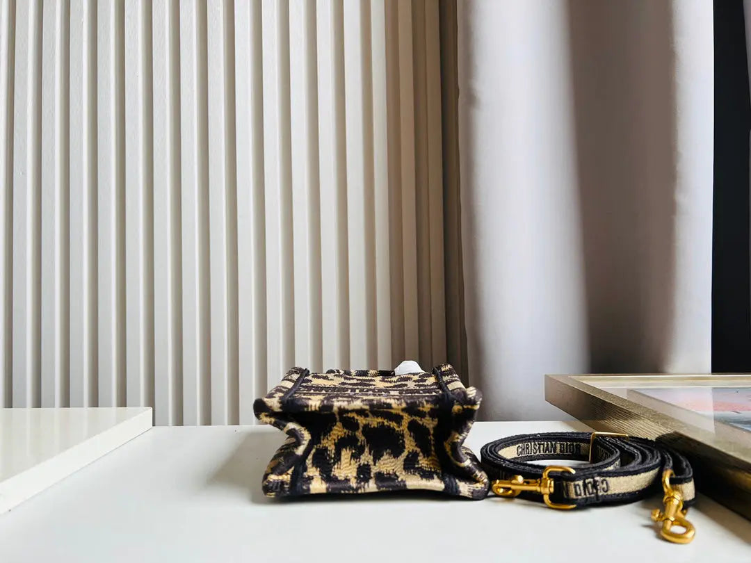 クリスチャン・ディオール ミニブックトート フォンバッグ