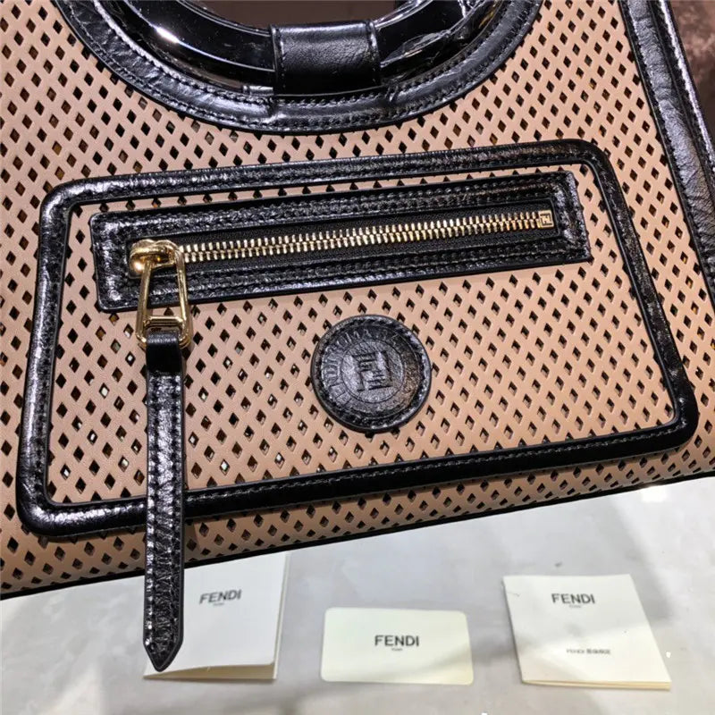 フェンディ ランウェイ トートバッグ