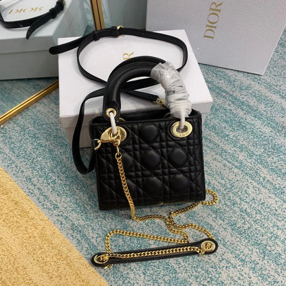 クリスチャン・ディオール ミニ レディ ディオール バッグ