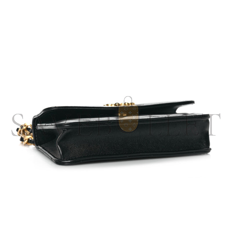 シャネル ラムスキン キルティング 19インチ フラップ フォンホルダー チェーン付き AP3067 B04852 94305 (17×10.5×3cm)