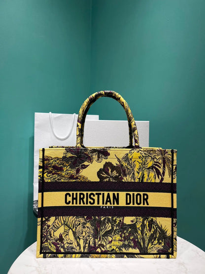 クリスチャン・ディオール ブックトートバッグ