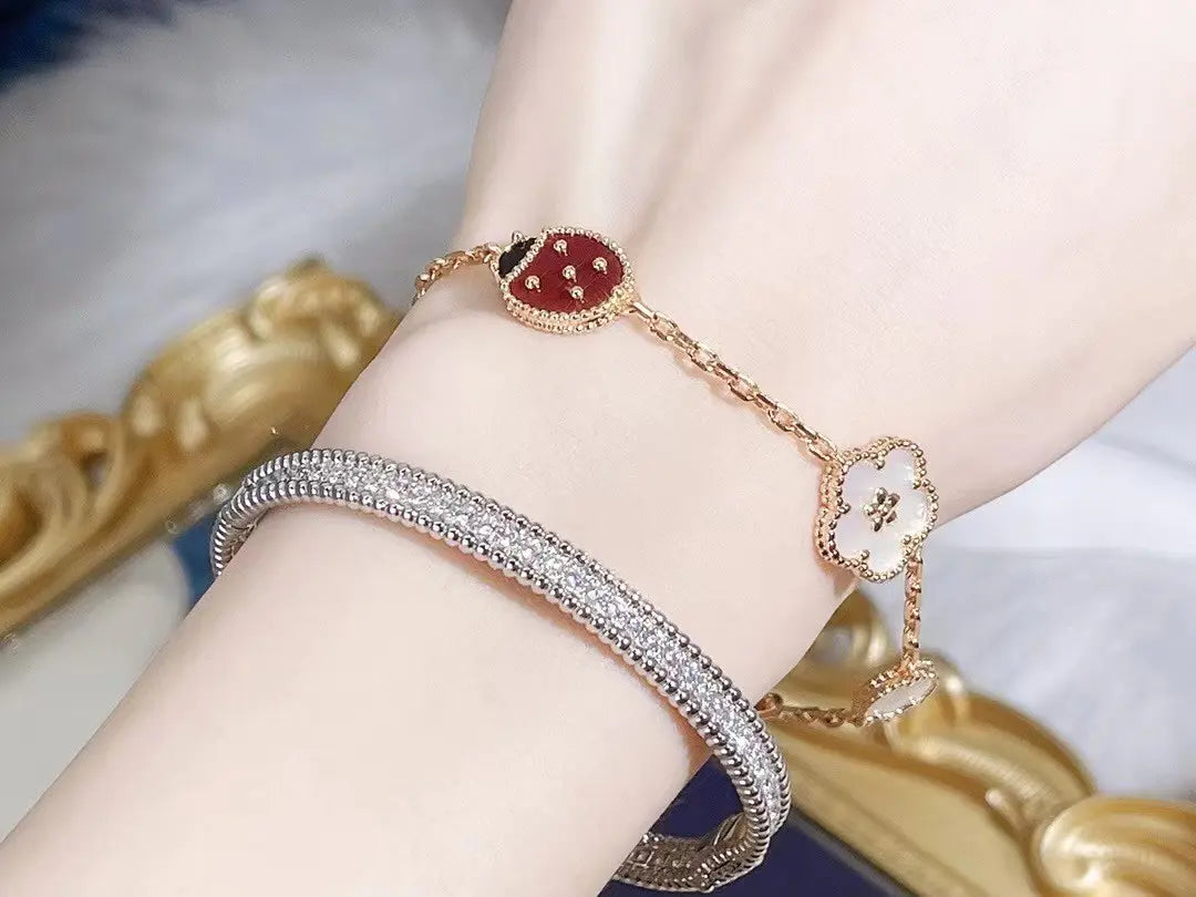 ヴァン クリーフ＆アーペル レディバグ ブレスレット