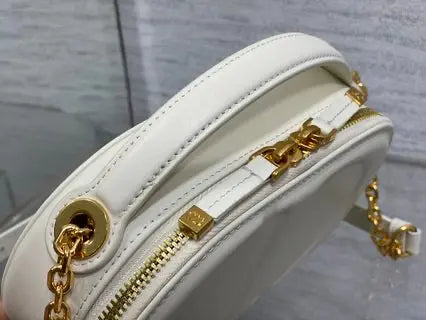 クリスチャン・ディオール シグネチャー オーバル カメラバッグ