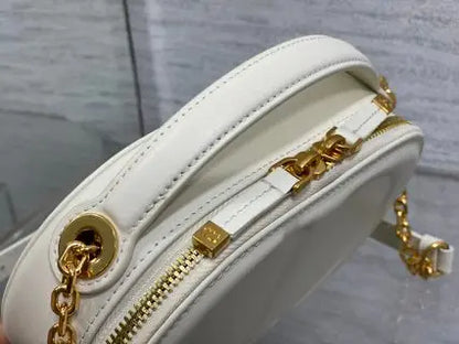 クリスチャン・ディオール シグネチャー オーバル カメラバッグ