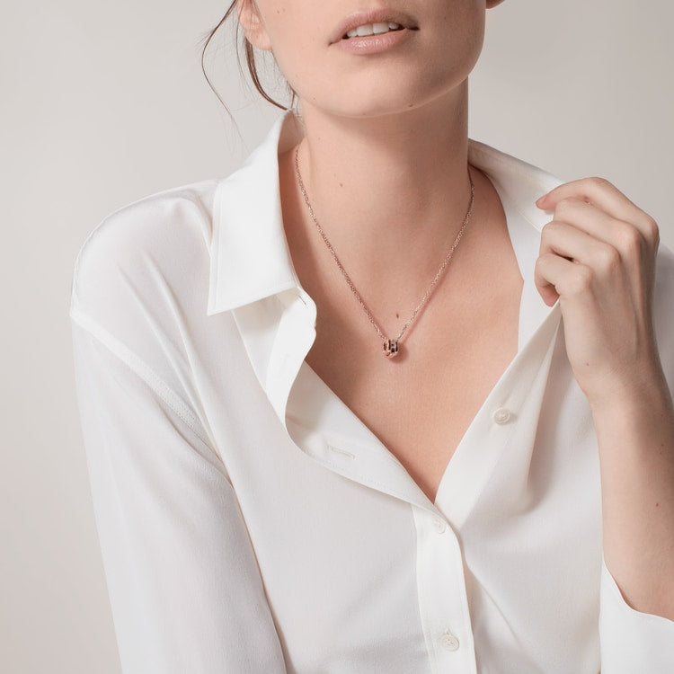 ラブネックレス、ダイヤモンド6個