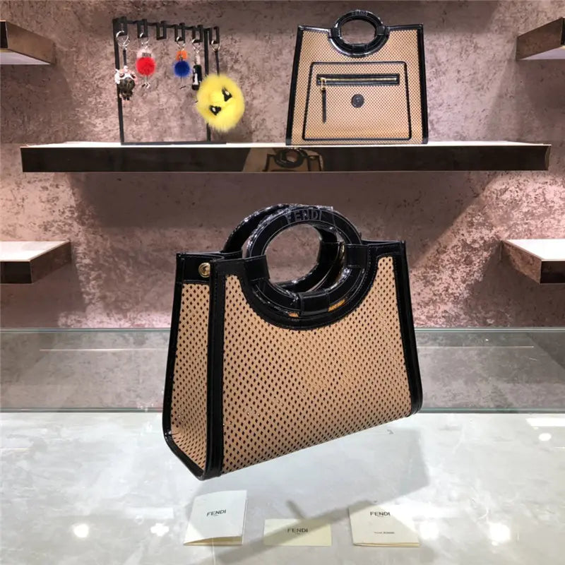 フェンディ ランウェイ トートバッグ