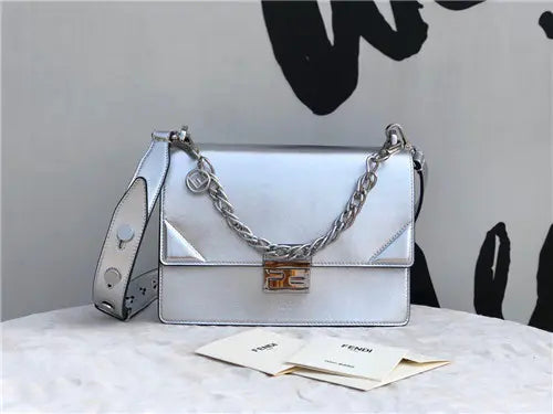 フェンディ カンユーバッグ セール