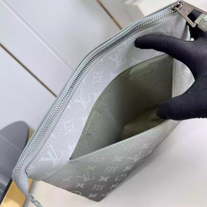 エクリプス モノグラム ソフトトラベルポーチ M11545 – LW406