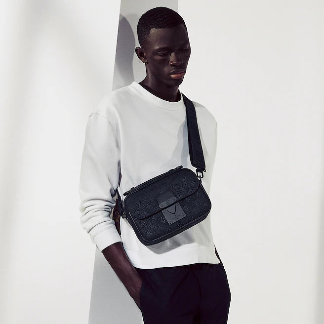 ルイ・ヴィトン スロック メッセンジャー