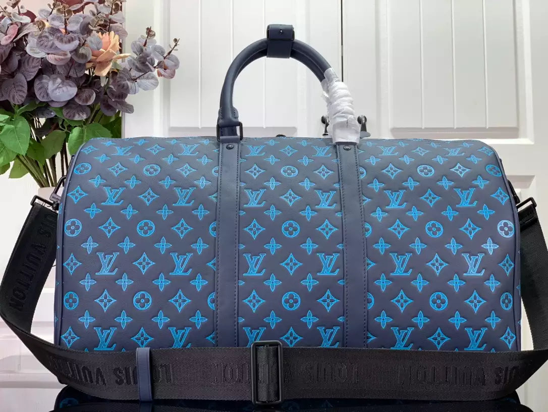 LV キーポル・バンドリエール 50 モノグラム・シャドウ – LW182