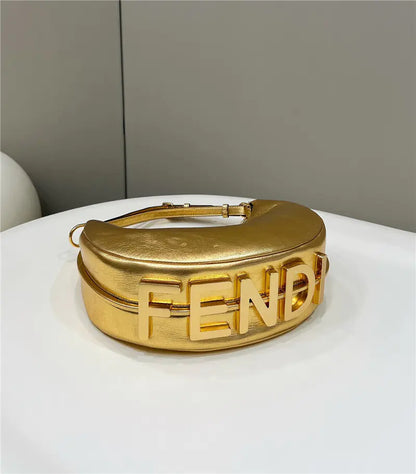 フェンディ グラフィックバッグ