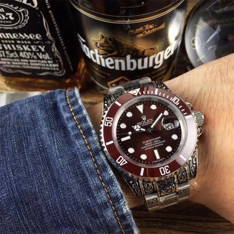 ロレックス サブマリーナーデイト 彫金 116610LV/116610LN