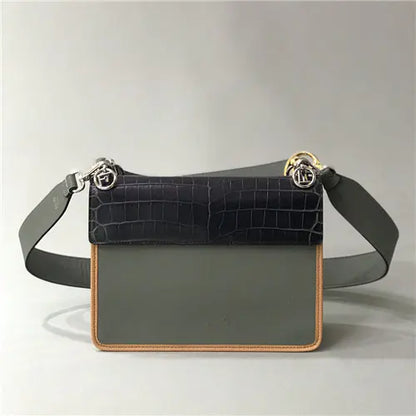 フェンディ カン・イ・FF ショルダーバッグ