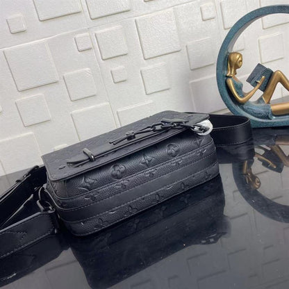 ルイ・ヴィトン スティーマー・メッセンジャー トリヨンモノグラム – LVB059