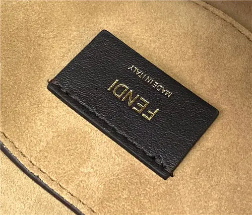 フェンディ サドルバッグ