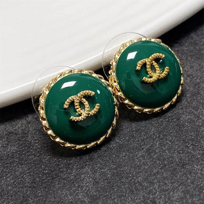 シャネルのグラスグリーンのイヤリング