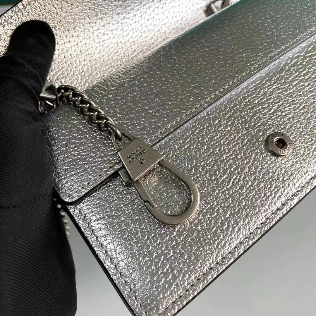 シルバーラメレザーのディオニュソス スーパーミニバッグ