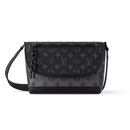 パルス メッセンジャーバッグ モノグラム エクリプス キャンバス M12681 – LW426