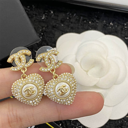 シャネル クラシック スモール ダブルC ダイヤモンド ラブ イヤリング