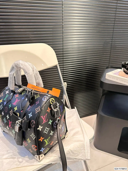 ルイ・ヴィトン M13257 LV X TM スピーディ ソフト 30