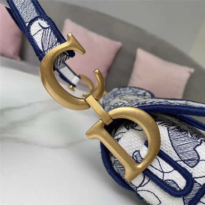 ディオール ベルベット サドルバッグ