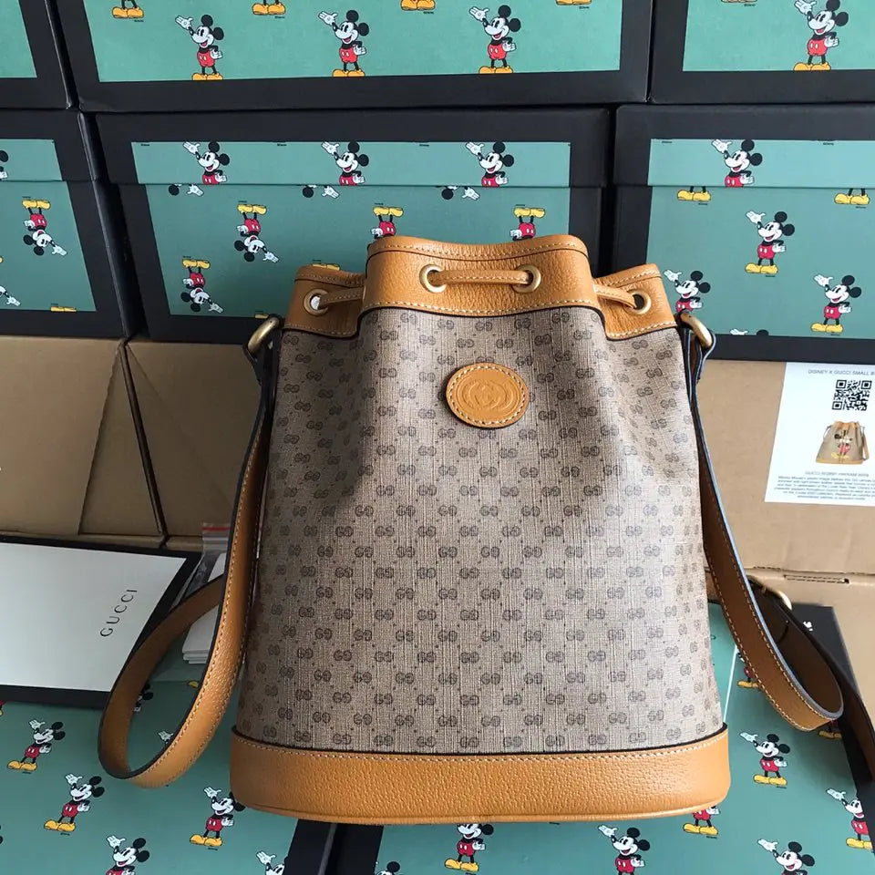 ディズニー グッチ バケット