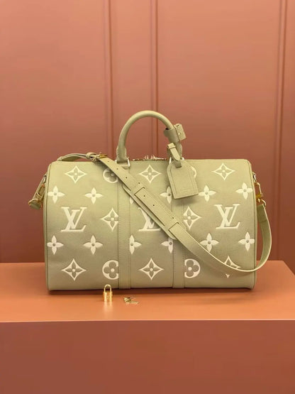 ルイ・ヴィトン M46671 キーポル・バンドリエール45