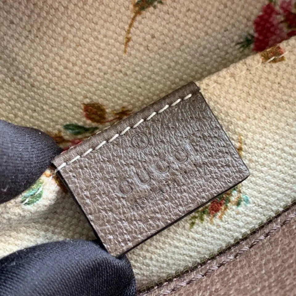 ネオヴィンテージ GGスプリーム メッセンジャーバッグ