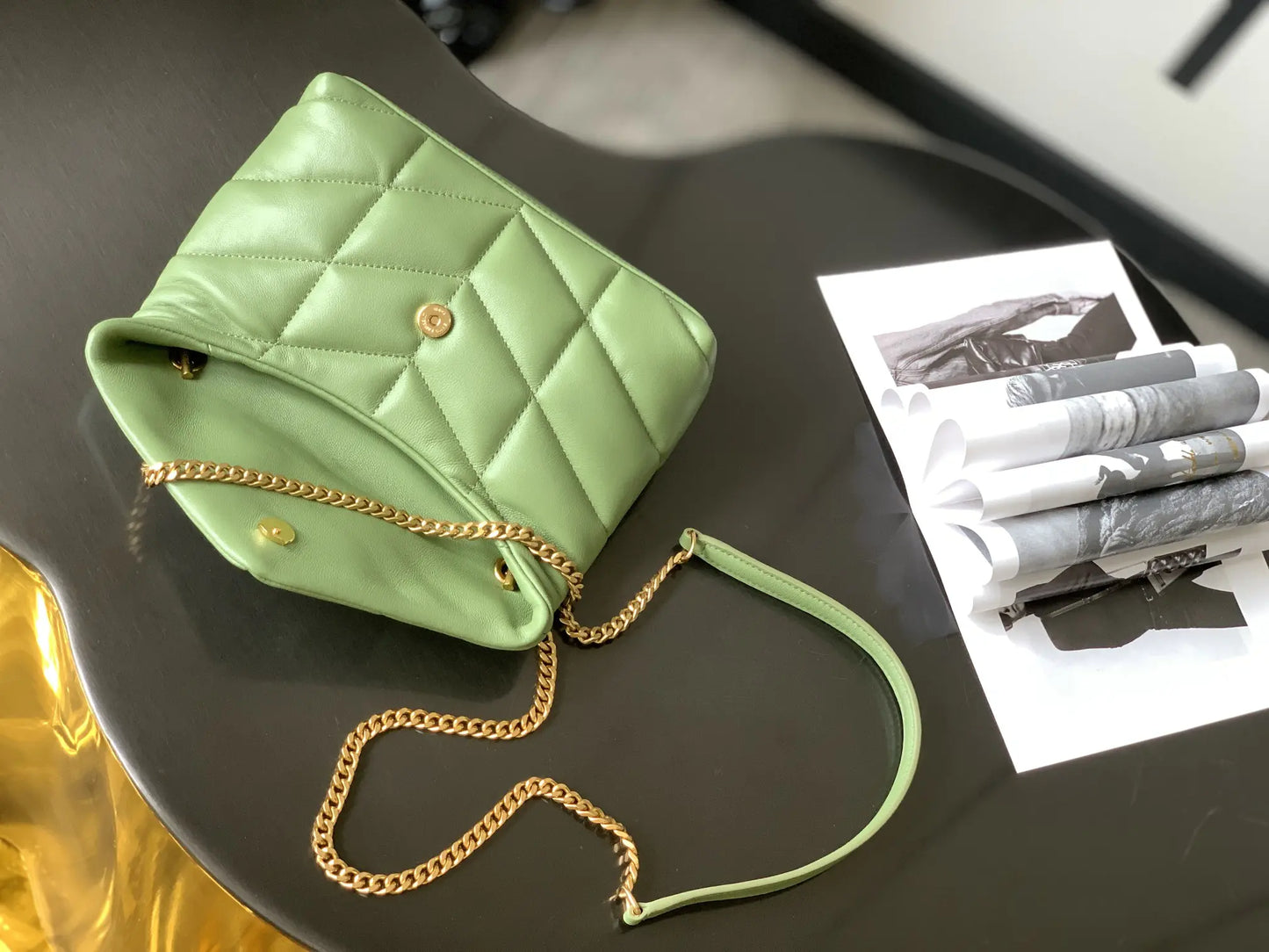 ジャージー素材のパファートイバッグ