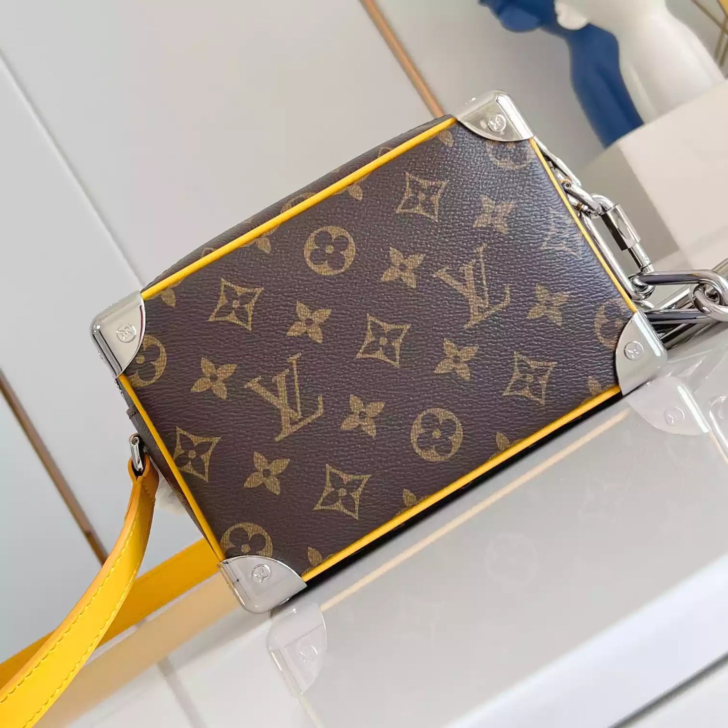 ミニソフトトランク サフラン イエローモノグラム マカッサルコーティングキャンバス＆カウハイドレザー M12767 – LW423
