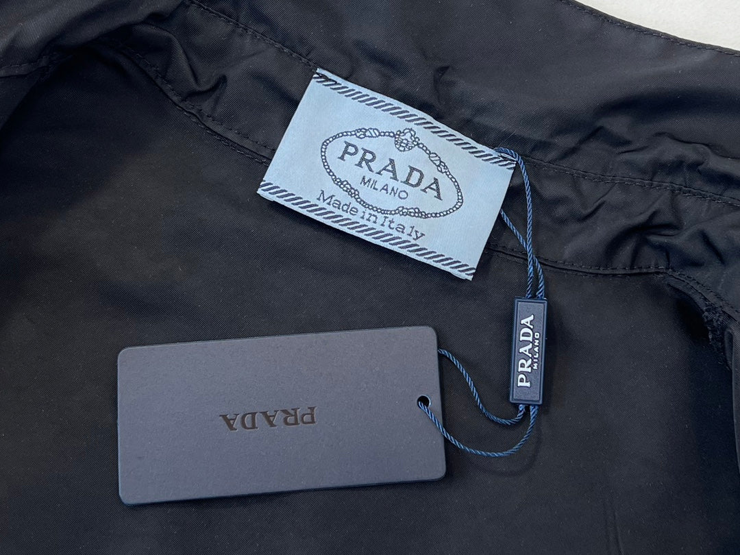 【PRADA公式旗艦店】プラダ シャツ ご好評に付き再入荷！