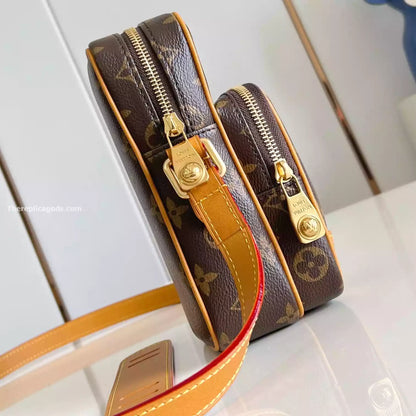 AMAZONE クロスボディバッグ ブラウン モノグラム キャンバス – LW319