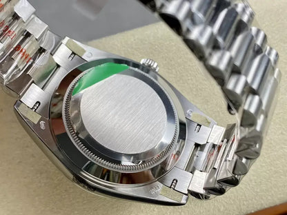 ロレックス デイデイト40 228239-0060