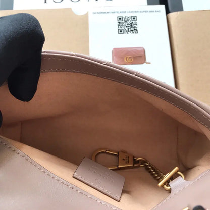 GGマーモント マトラッセ レザー スーパーミニバッグ