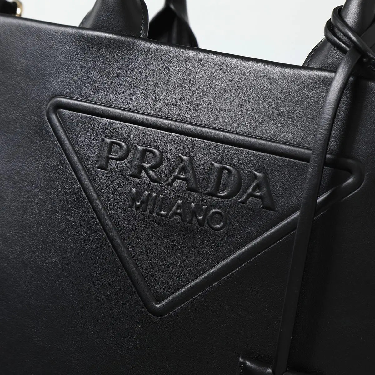 PRADA トートバッグ 1BA376 ASK エンボスロゴ SOFT CALF