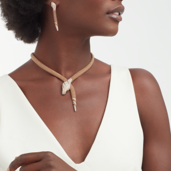 ブルガリ セルペンティ イヤリング 新登場