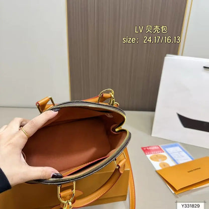LOUIS VUITTON ファッションハンドバッグ