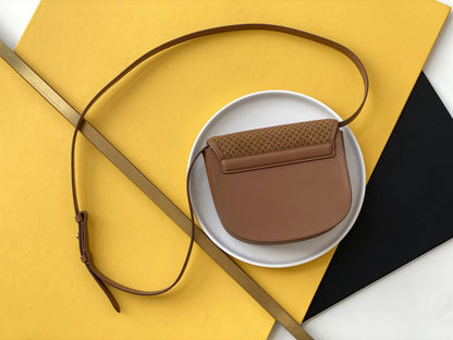 KAIA スモールサッチェル（スムースヴィンテージレザー）