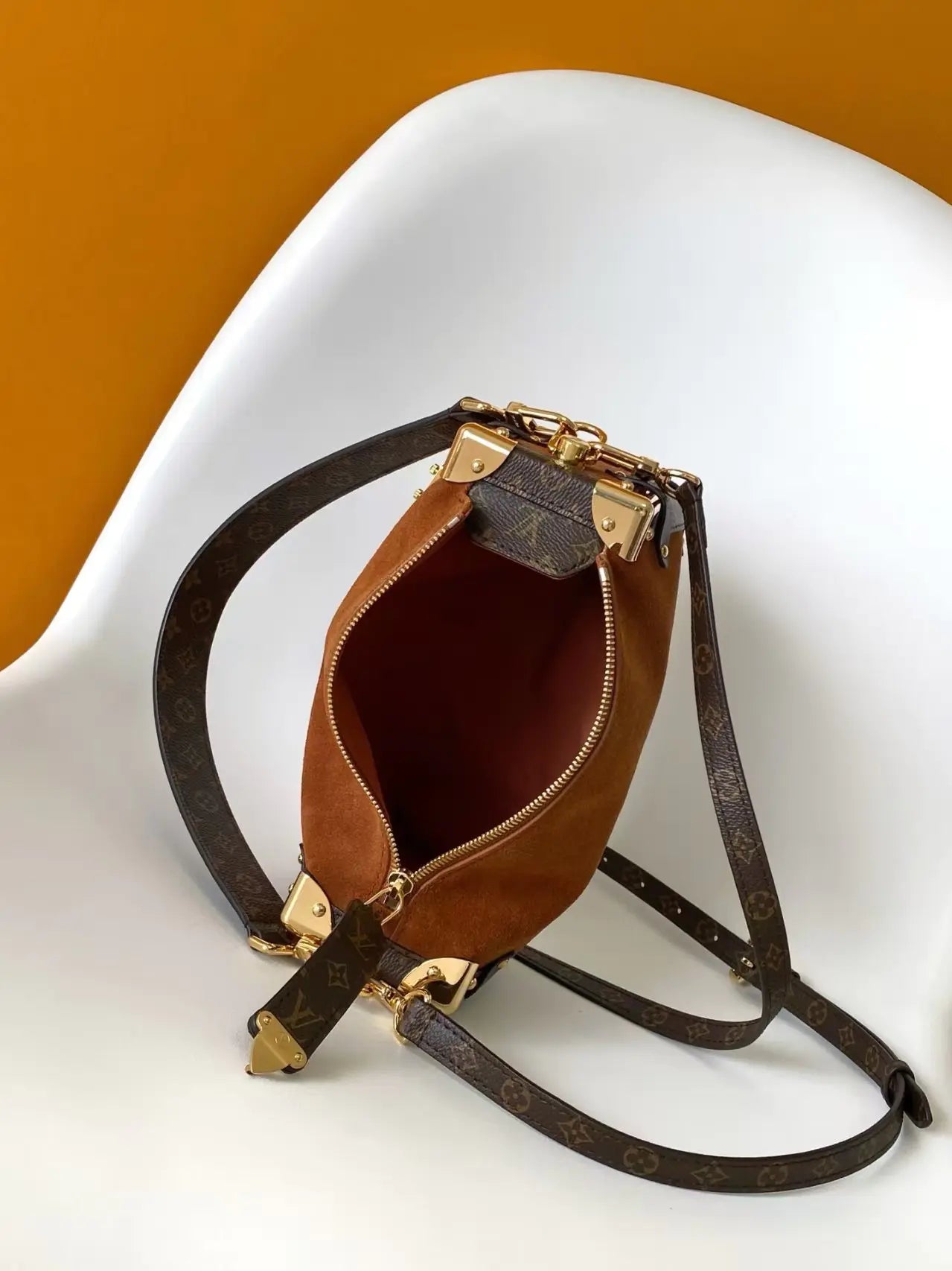 ルイ・ヴィトン サイドトランクGM M14513 (23.5×16×8.5cm)