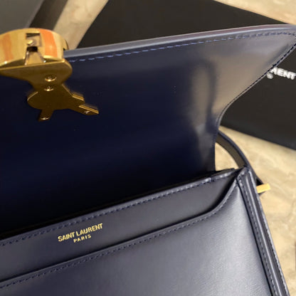 ソルフェリーノ ミドルサッチェル（ラッカー仕上げのエアーズ）